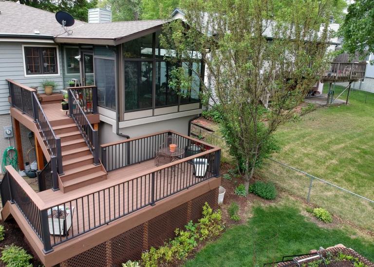 Terrasse sur pilotis à Dampierre-les-Bois, guide pratique